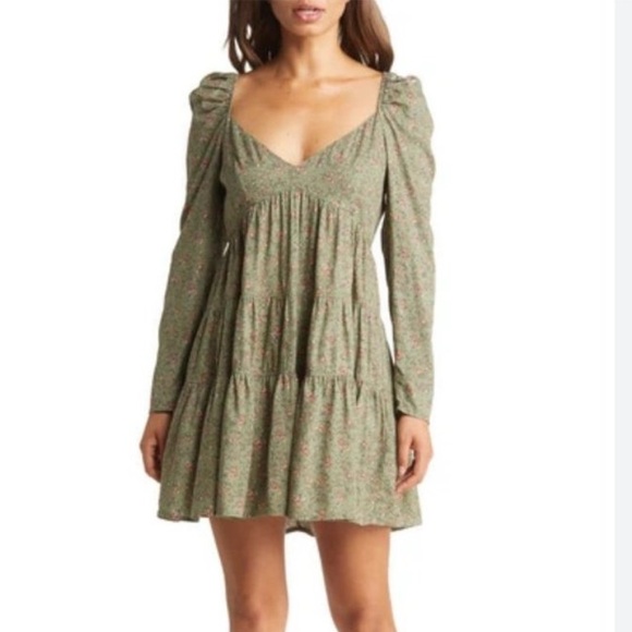 Fourteenth Place green Floral Long Sleeve Dress Size M NWT - Picture 1 of 7